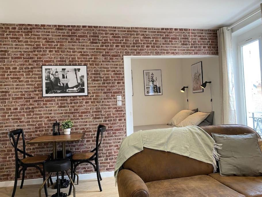 Le Paris Appart' T2 Au Centre Du Mans Le Mans Buitenkant foto